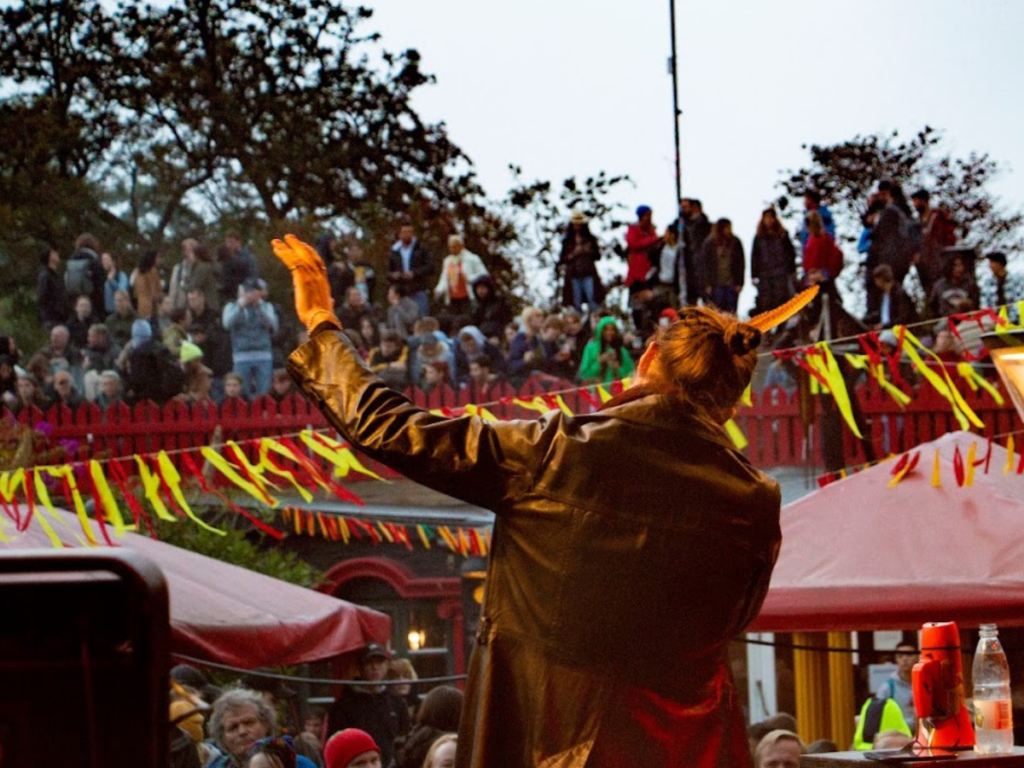 performer on stage at nemoland in christiana