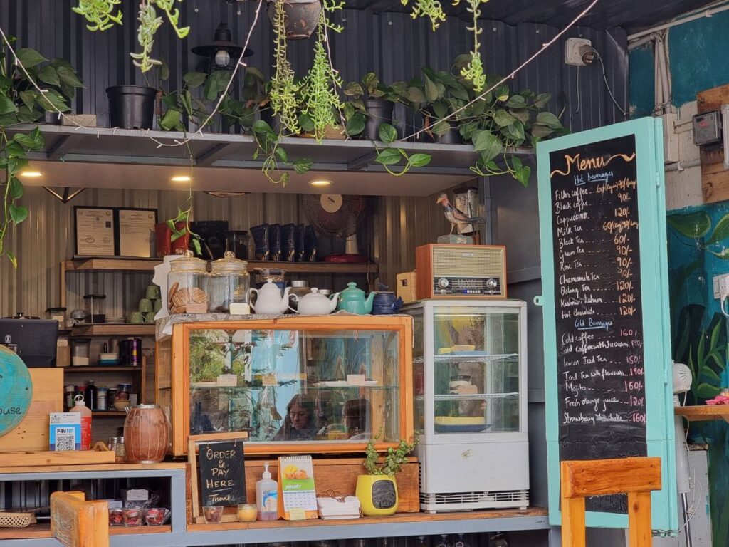 the birdhouse cafe menu, best western food in Coonoor