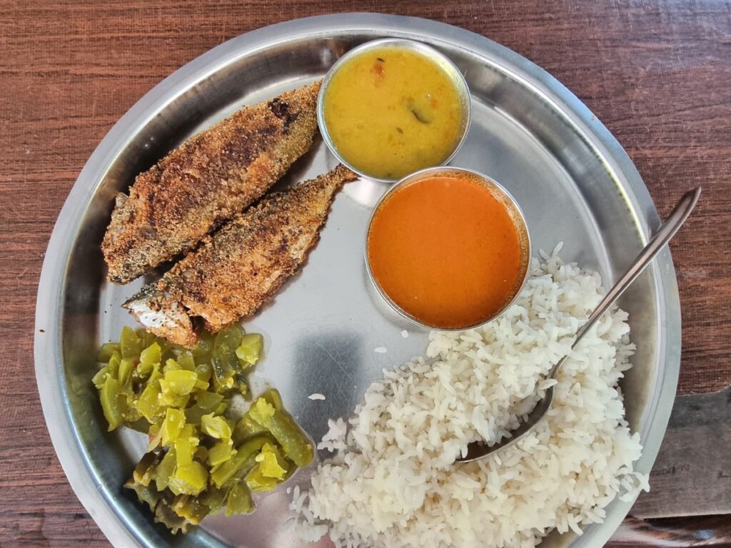 Best Fish Thali at Dattaprasad Tiffin Centre in Gokarna Town