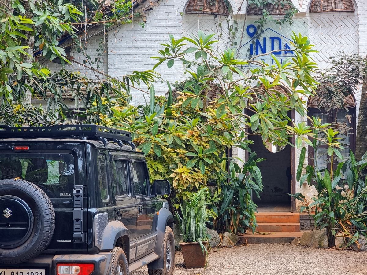 Outside Inda Cafe, Varkala, Kerala
